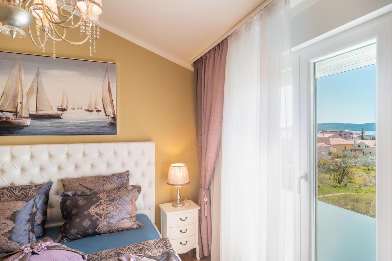 Apartment Tikvarin, Kastel Kambelovac Kastela Luaran gambar