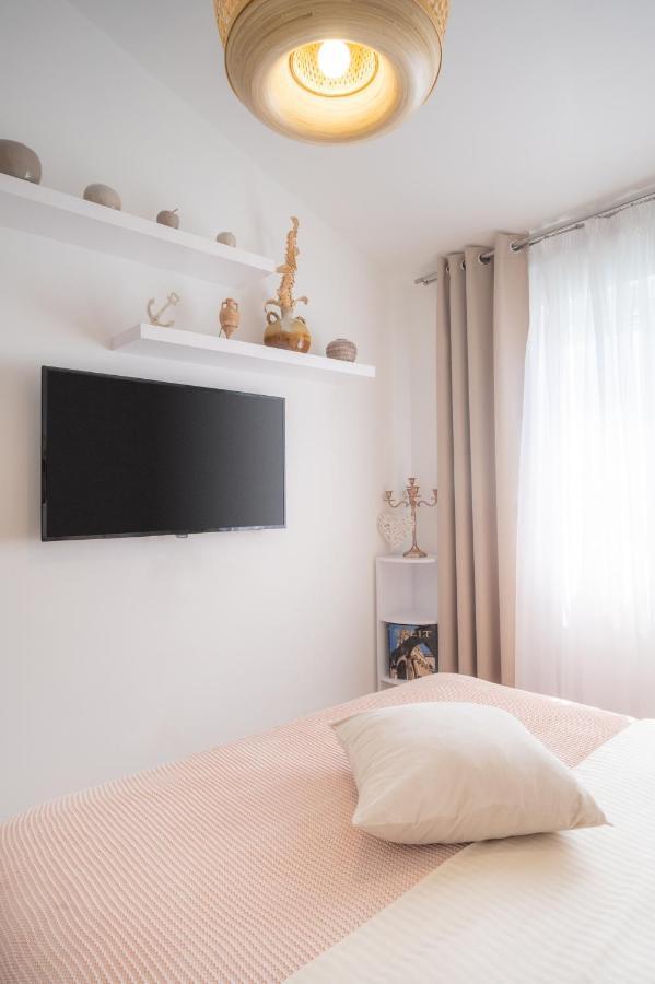 Apartment Tikvarin, Kastel Kambelovac Kastela Luaran gambar