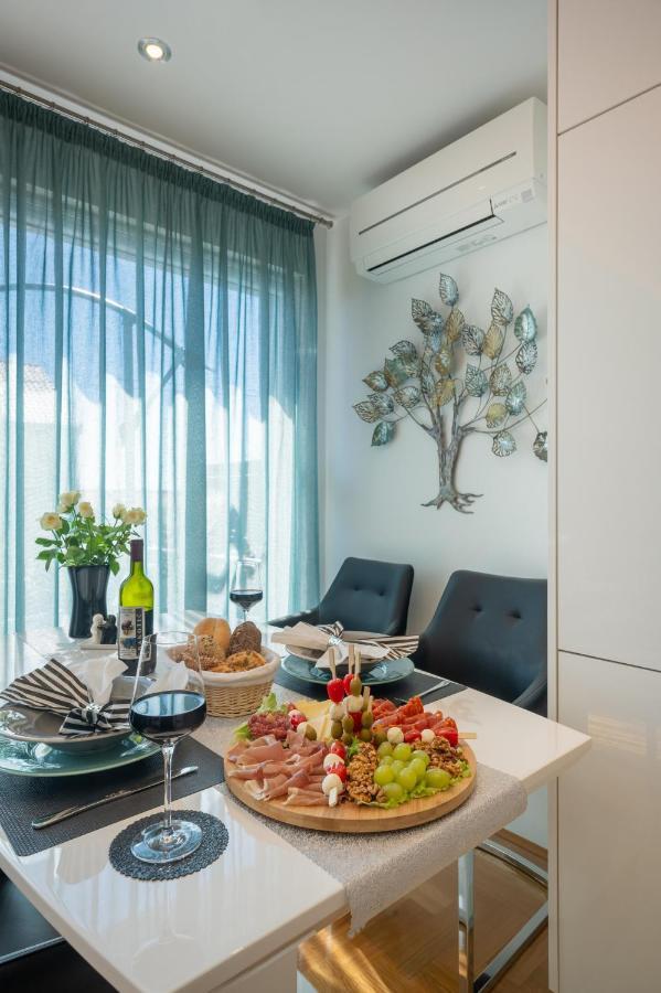 Apartment Tikvarin, Kastel Kambelovac Kastela Luaran gambar