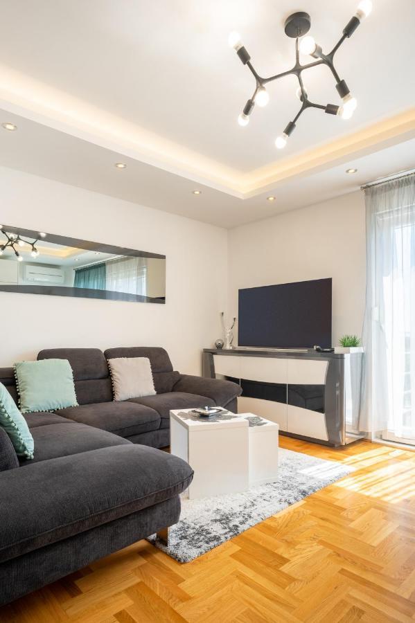 Apartment Tikvarin, Kastel Kambelovac Kastela Luaran gambar
