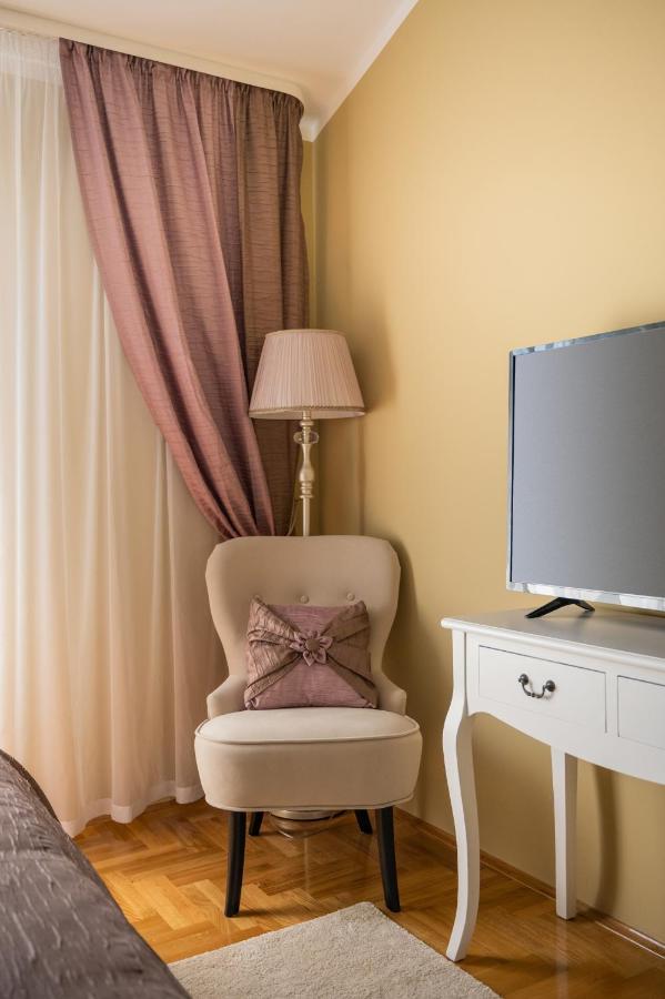 Apartment Tikvarin, Kastel Kambelovac Kastela Luaran gambar
