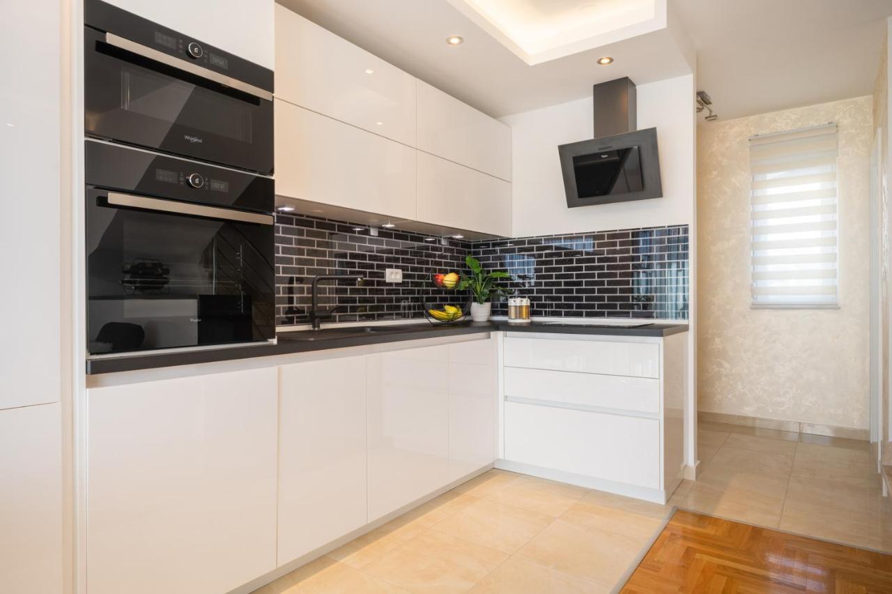 Apartment Tikvarin, Kastel Kambelovac Kastela Luaran gambar