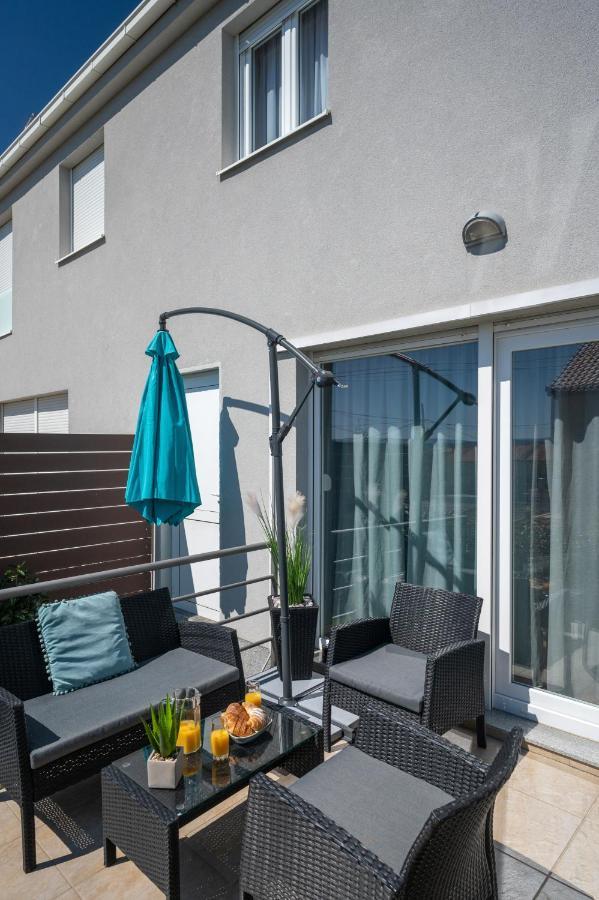 Apartment Tikvarin, Kastel Kambelovac Kastela Luaran gambar