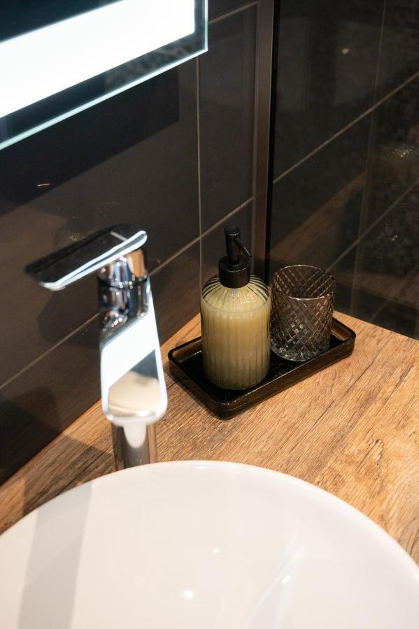Apartment Tikvarin, Kastel Kambelovac Kastela Luaran gambar