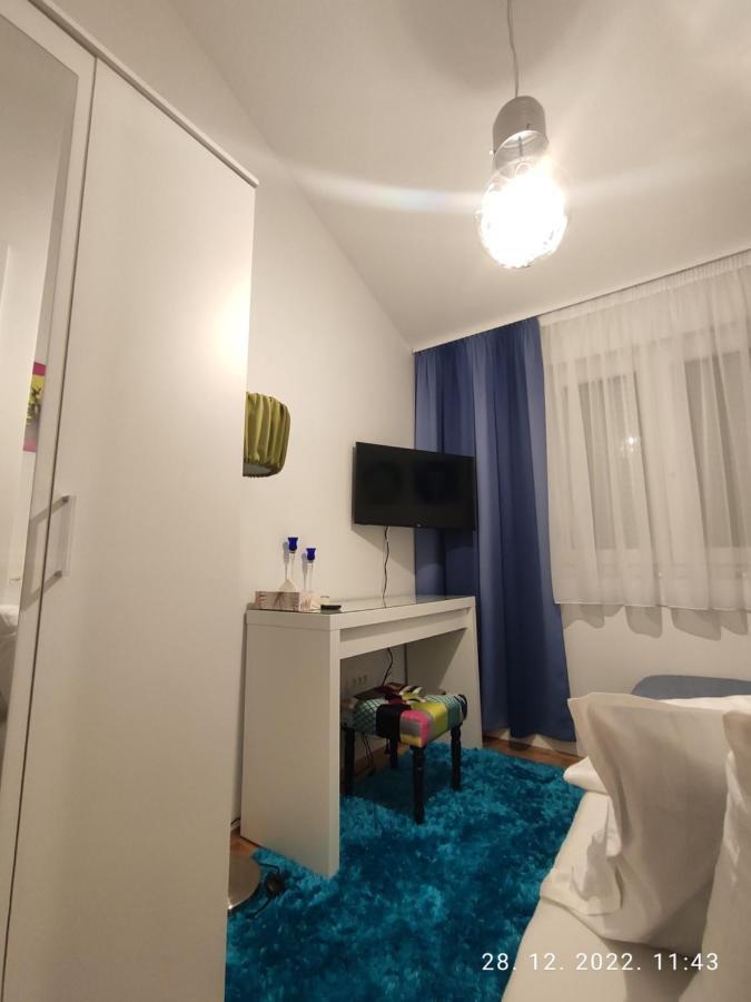 Apartment Tikvarin, Kastel Kambelovac Kastela Luaran gambar