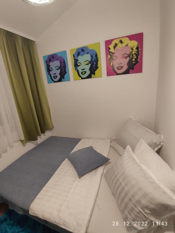 Apartment Tikvarin, Kastel Kambelovac Kastela Luaran gambar